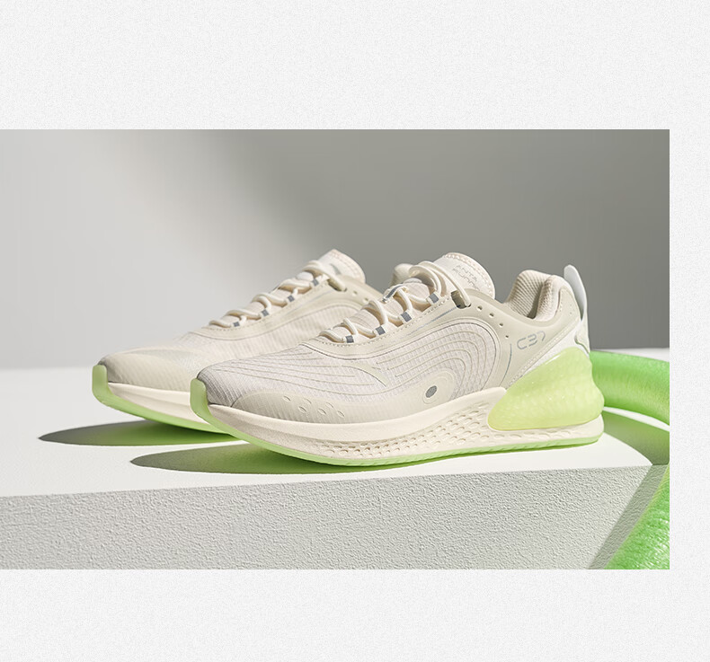 安踏c37夜光软跑鞋男女2022夏季新款情侣跑步鞋软底轻便运动鞋男象牙