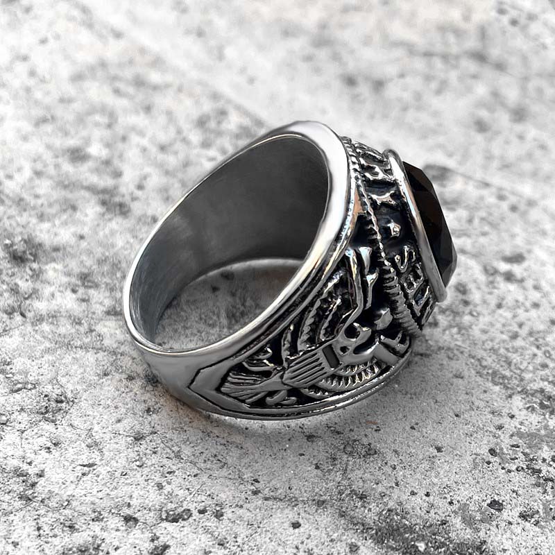 源璐单身食指霸气宝石鹰戒指男士个性hiphop夸张扳指复古钛钢潮男饰品