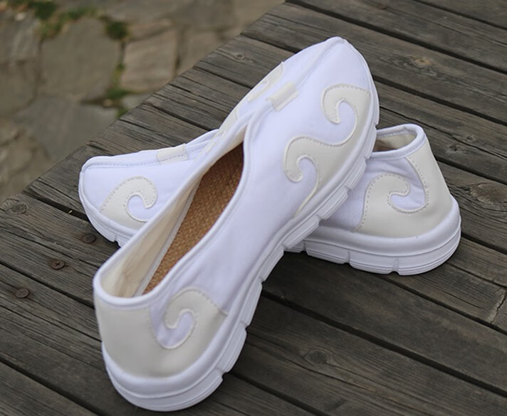 爱韬道士鞋禅意布鞋武当太极拳鞋女道鞋秋冬保暖武术练功鞋男云勾鞋纯