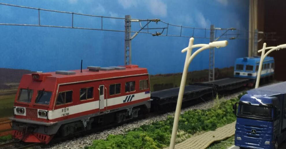 百万城火车模型轨道场景配制自制金鹰轨道车