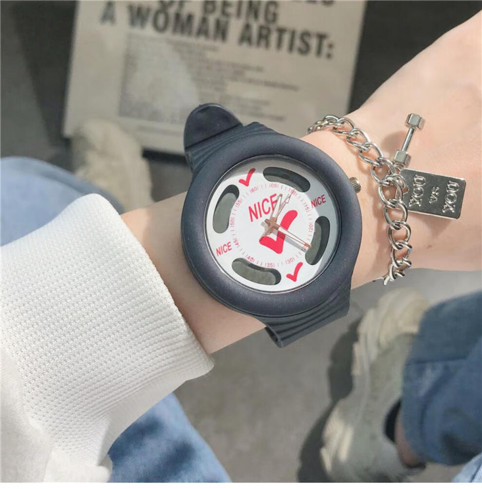 tnt时代少年团周边手表 宋亚轩手表时代少年团女款ins高颜值男学生党