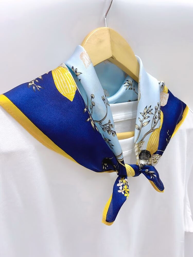 【秋冬上新】新款真丝小方巾桑蚕丝女士时尚百搭网红护颈丝巾领巾围巾