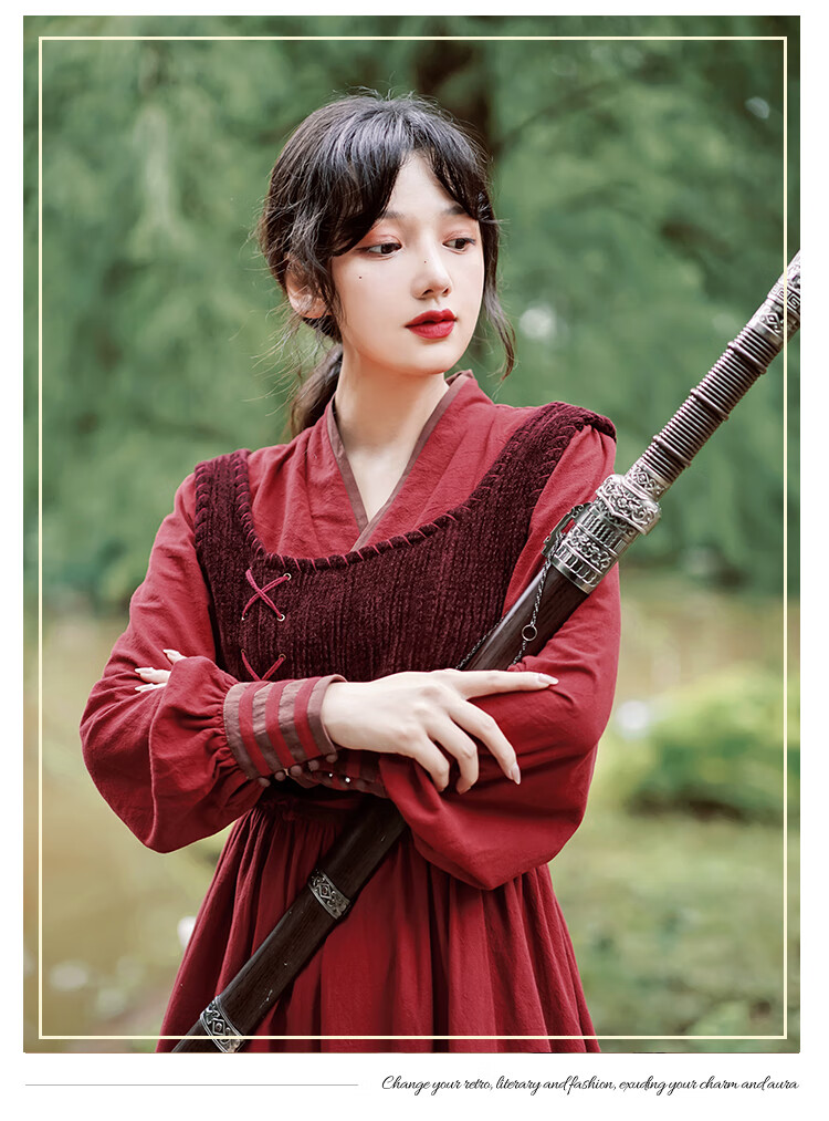 秉藜 古装汉服女侠客全套改良秋款中国风汉素红色连衣裙古风现代日常