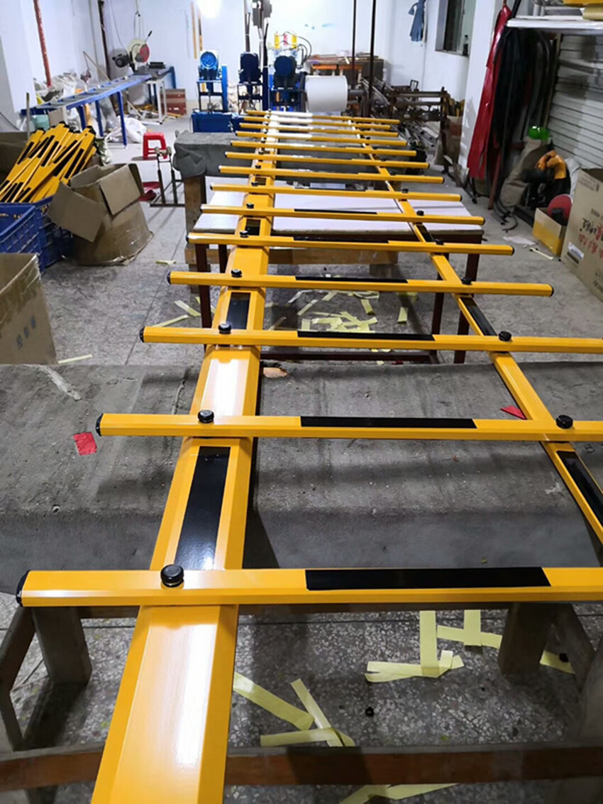 通用道闸栅栏杆华智联安威捷红门捷顺百胜道闸栅栏二三