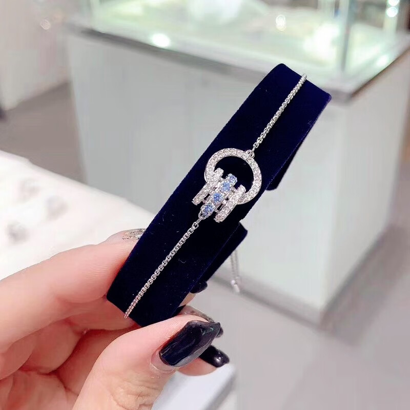 施华洛世奇三环水晶满钻转运珠吊坠小蛮腰项链女锁骨链送女友礼物玫瑰