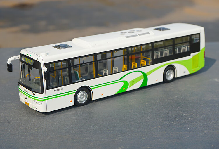 143上海公交车模型沃尔沃申沃客车上海公交车巴士浦东公交巴士模型