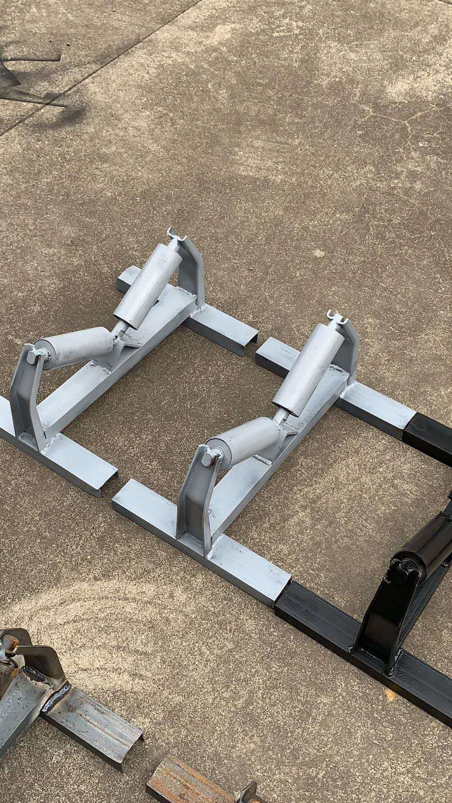 导向轮靠轮 20-630pe管滚轮托管器支架滚动滑轮天燃气管道拖管器支管