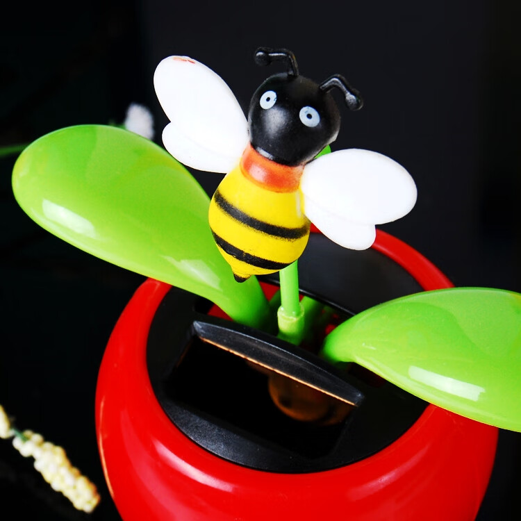 花创意车载用品水晶可爱摆件车内饰品个性创意新款网红男女士蜜蜂蓝底