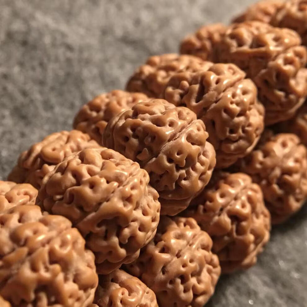 韩莹 小金刚菩提子一代麦穗盘龙纹藏式原籽爆肉粗纹108颗文玩男女佛珠
