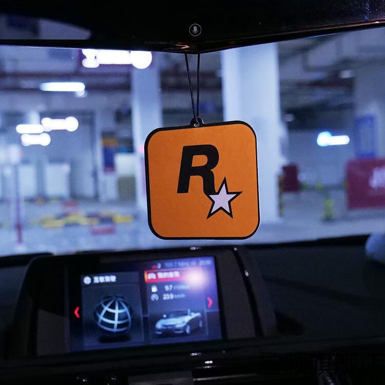 r星车挂件gta周边潮流汽车香片r星车载古龙香薰香氛片车内除异味网红