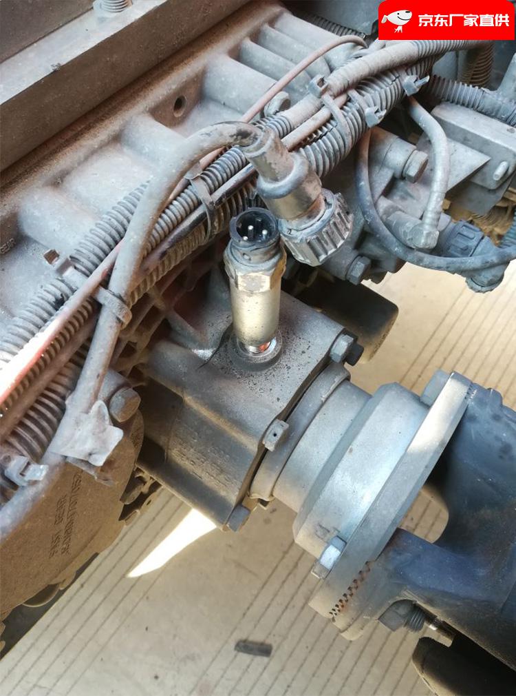 适用于陕汽f3000新m3000车速里程表传感器联合卡车码表感应器传感器