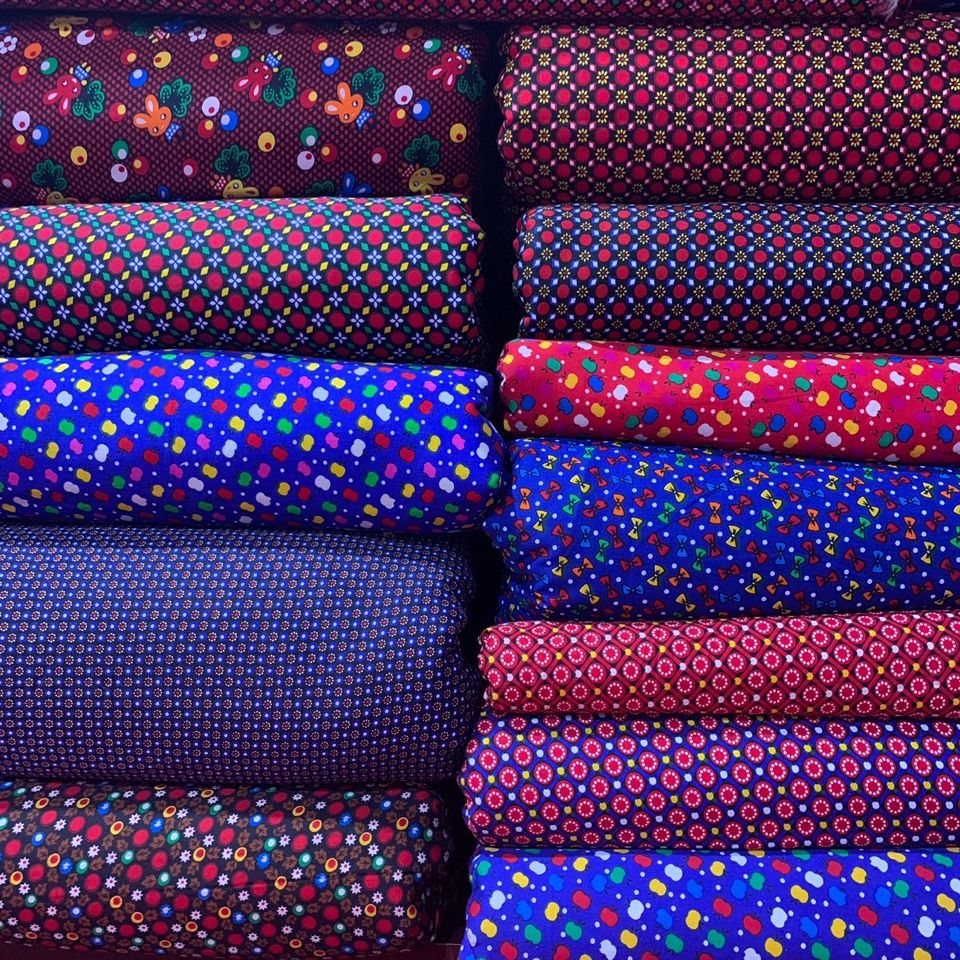 纯棉斜纹小花布花洋布花哔叽枕芯布老式棉布小孩棉衣棉袄布料 18(一米