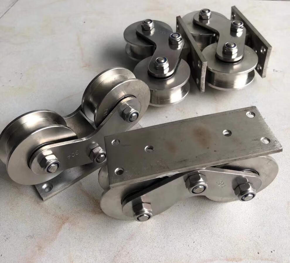 新款平移门固定轮趟门吊轮带支架 电动门不锈钢定位轮平移门夹轮 平移