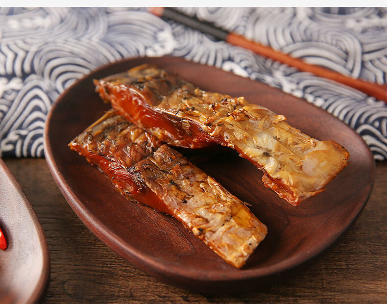 品腊坊烟熏腊鱼湖南腊鱼块农家腊鱼腊肉干鱼咸鱼去头尾多规格 1斤装