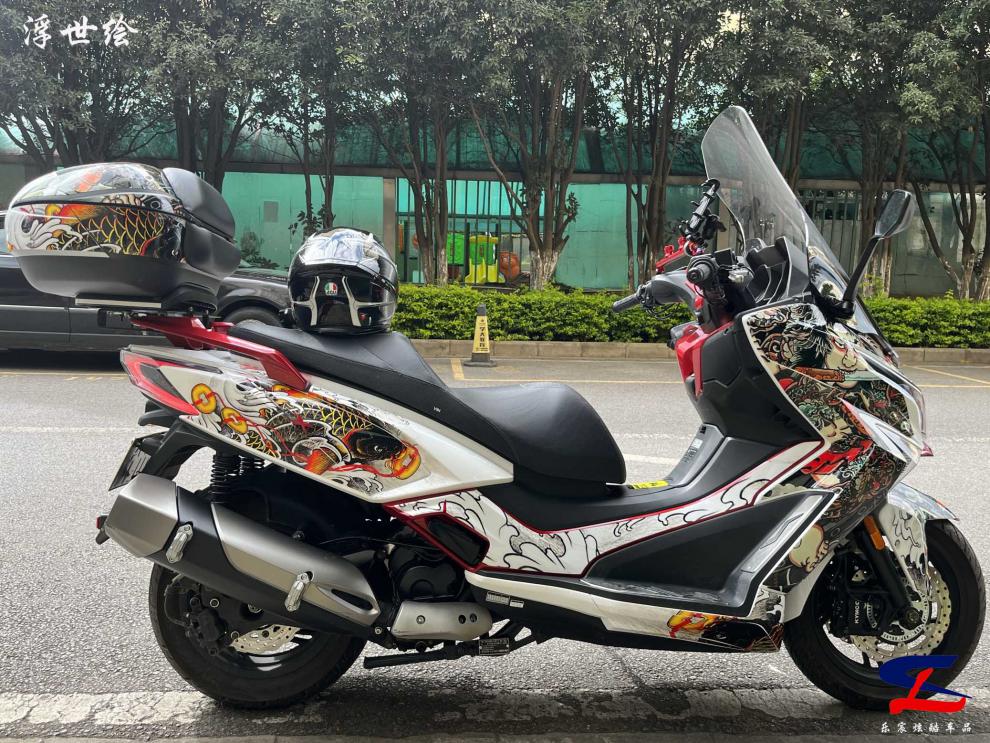 光阳赛艇250贴花300s350400版画贴纸摩托车贴膜车身贴画拉花 鲨鱼