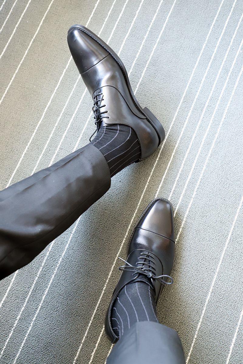 男士丝袜 男士丝光棉商务细条纹长筒绅士黑色皮鞋正装职场西装袜子