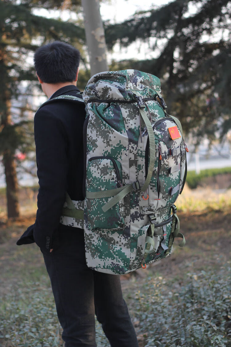 新款迷彩登山包户外背包男80l战术军野营背囊双肩包旅游包行李包迷彩