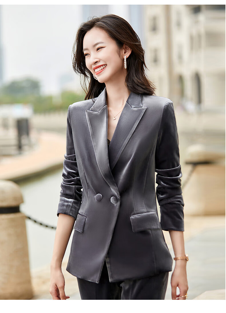 秋天穿女式西装2020秋冬新款灯心绒金丝绒外套女时尚气质韩版小西服