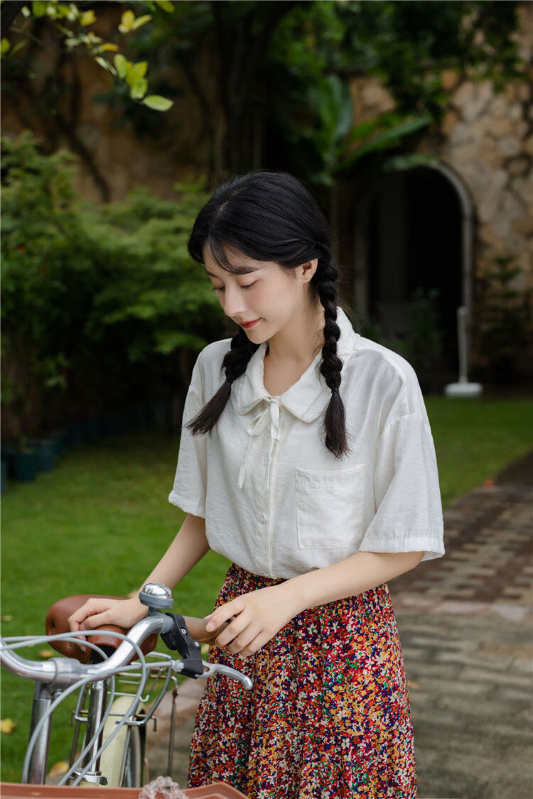 短袖衬衫女春夏季2022新款设计感小众双层领女学生白色日系宽松薄衬衣