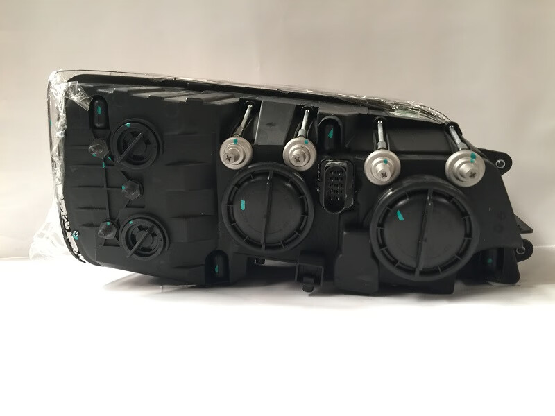 原装品质汽车车灯适用于联合重卡大灯总成全led前大灯 集瑞联合重卡前