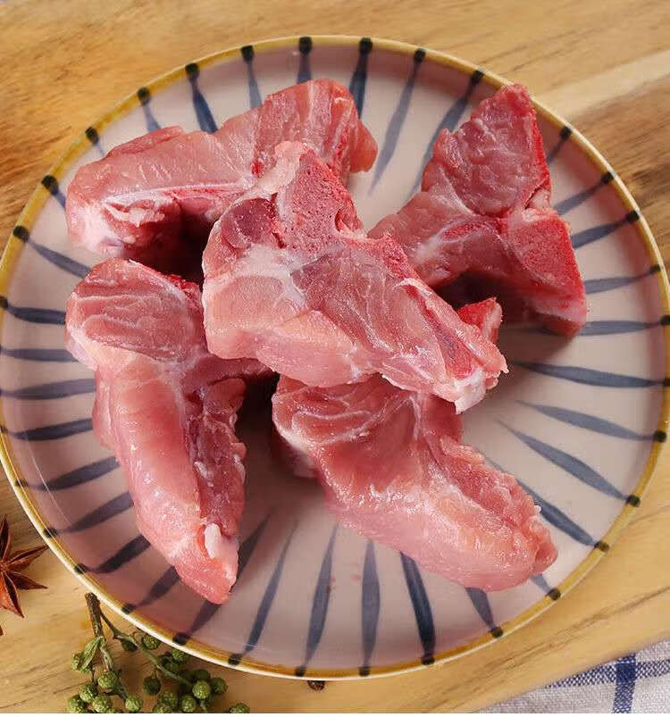 新鲜猪大梁骨猪脊骨500g土猪生鲜猪脊柱骨多肉猪龙骨