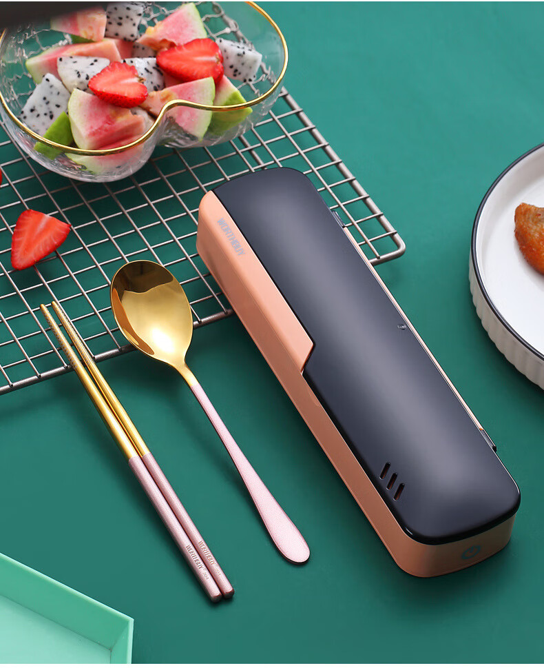 便携式餐具紫外线消毒盒带筷子勺子上班族学生创意餐具收纳盒 象牙白