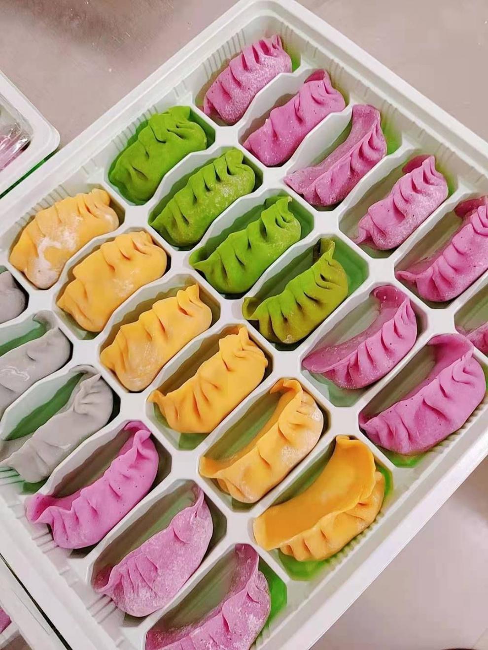 新鲜果蔬汁饺子皮辅食彩色手工饺子皮一份500克60个左右一斤装500克