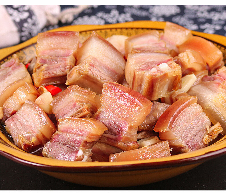 特色腊味小猪肉农家手工风干咸肉土猪肉腊肉安徽六安土特产