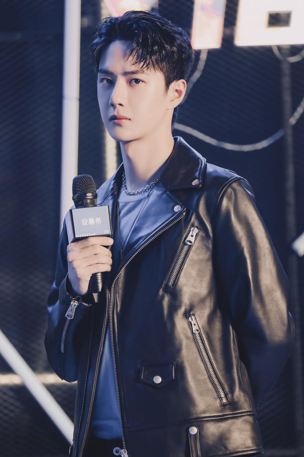 机车皮衣男加厚保暖修身街舞王一博同款皮衣加绒加厚绵羊皮韩版夹克