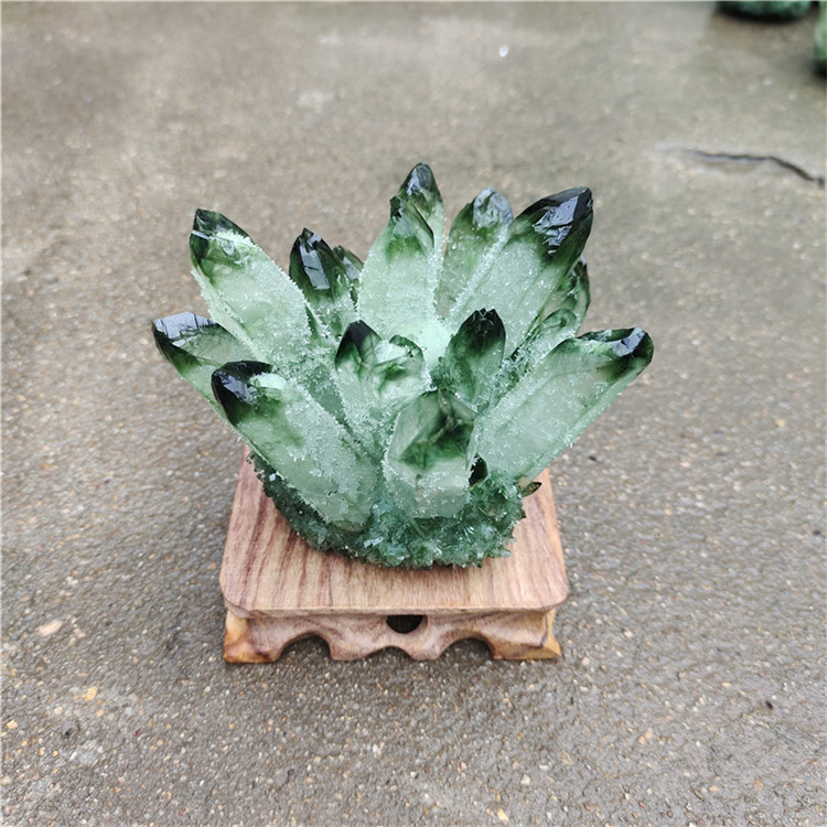 情冰绿色水晶绿幽灵共生水晶簇原石原矿标本摆件消磁净化绿水晶簇600