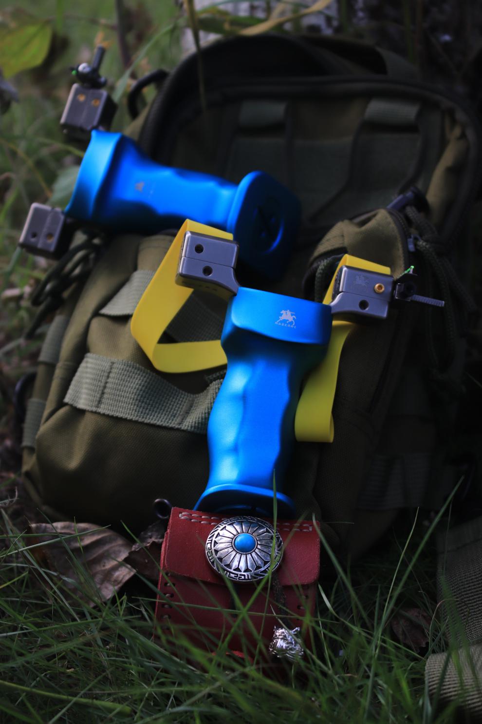 阿拉善玉皇大帝二代钛合金扁皮筋弹弓竞技弹弓强力高精准弹弓架成人