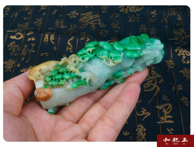 520礼物和乾玉枯木逢春天然翡翠挂件白底青树木把玩件摆件大师孤品