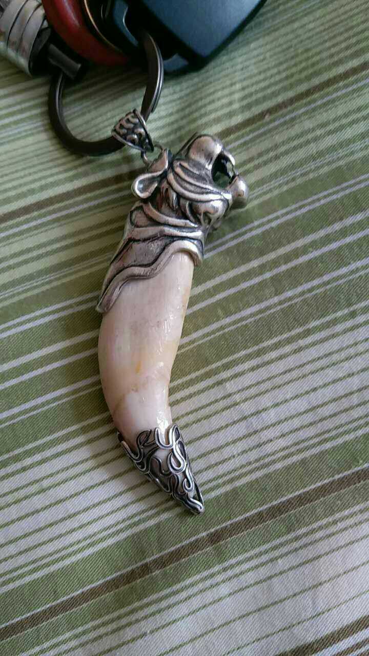 岚诗妮薇牙尖套银狗牙套大号霸气大牙齿狗牙套包银牙套防裂保护套吊坠