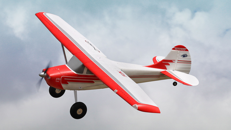 水路两用遥控飞机2.