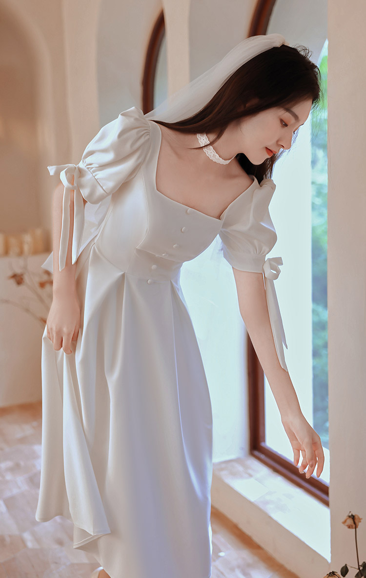 白色礼服女夏季登记领证小白裙缎面显瘦平时可穿中长款连衣裙婚纱白色
