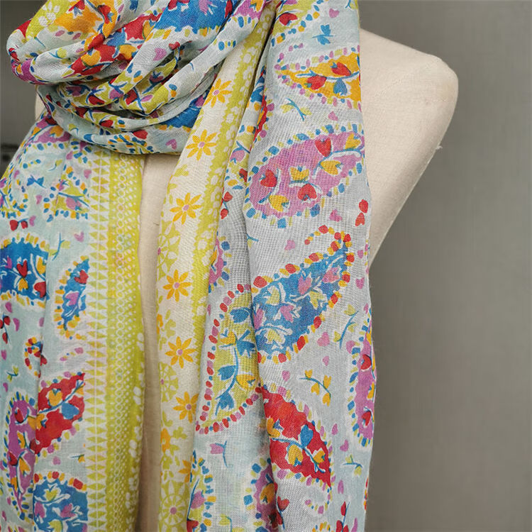 西班牙女薄棉手感碎花围巾春夏秋遮阳披肩柔软有气质花色一190x100