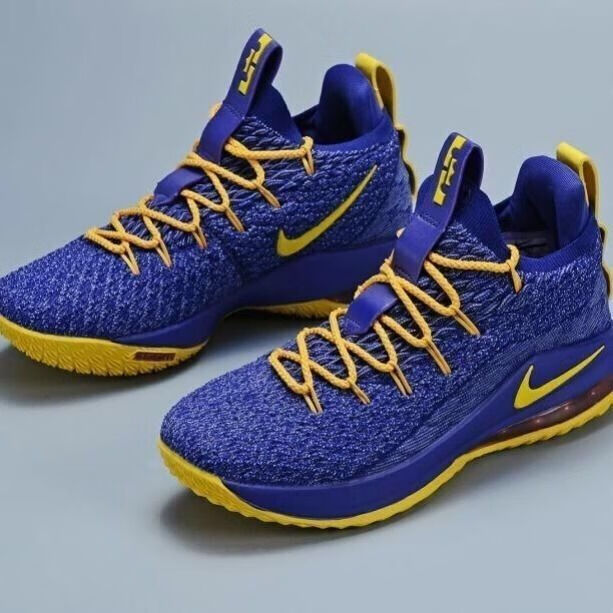 詹姆斯15代气垫实战篮球鞋男鞋跑步休闲运动鞋防滑耐磨球鞋黑金36