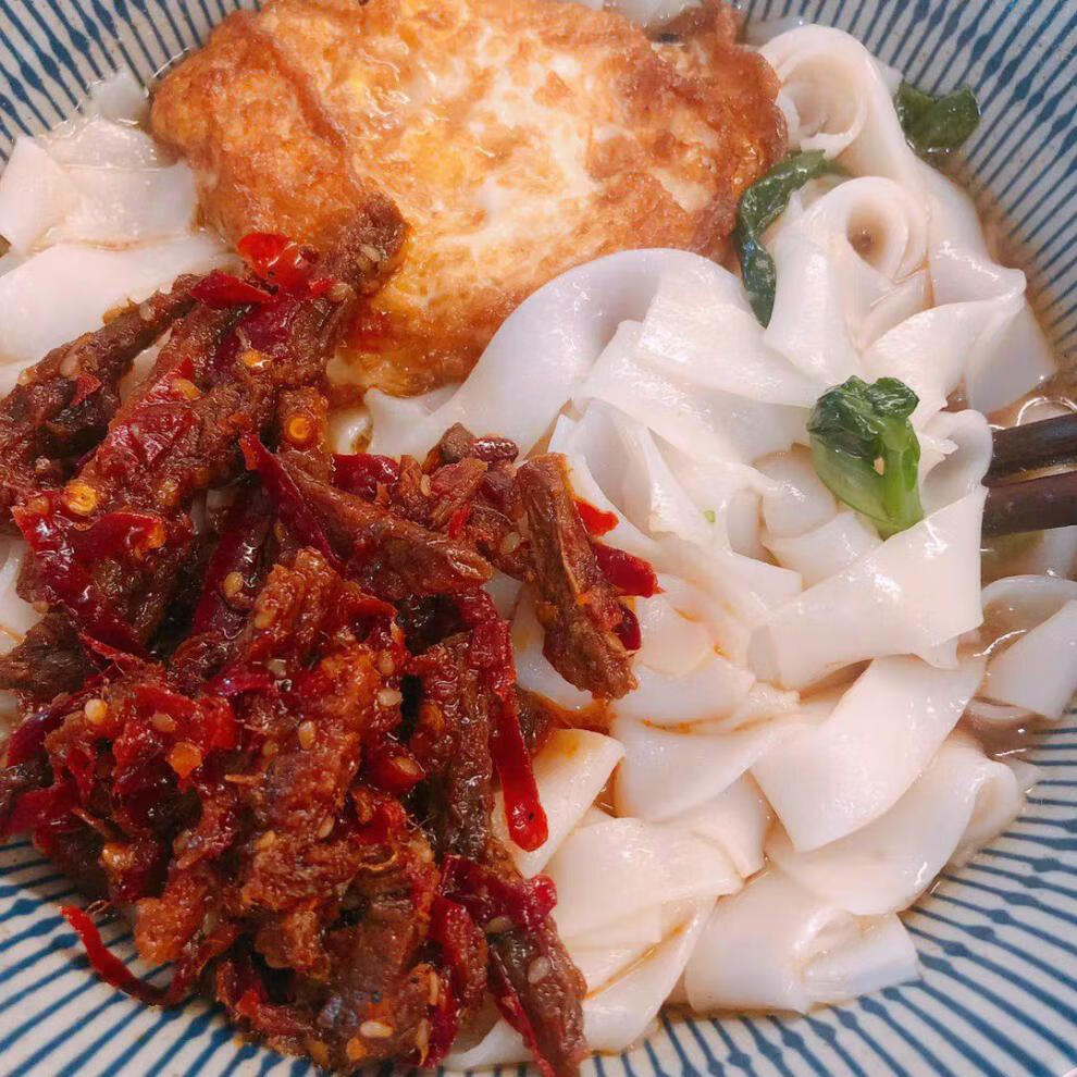 湖南米粉正宗长沙手工米粉湿宽扁粉新鲜面皮炒商用切粉圆卷河粉线5斤