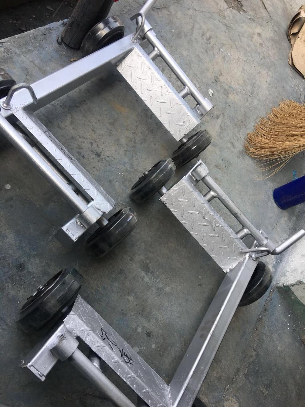 清障车救援车配件小拖车轮子粤海辅助轮托车移车器轿车小拖车小轮