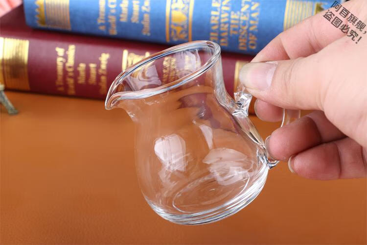白酒器具加厚分酒器小白酒杯玻璃水晶公杯烈酒刻度分配器具小茶海带柄