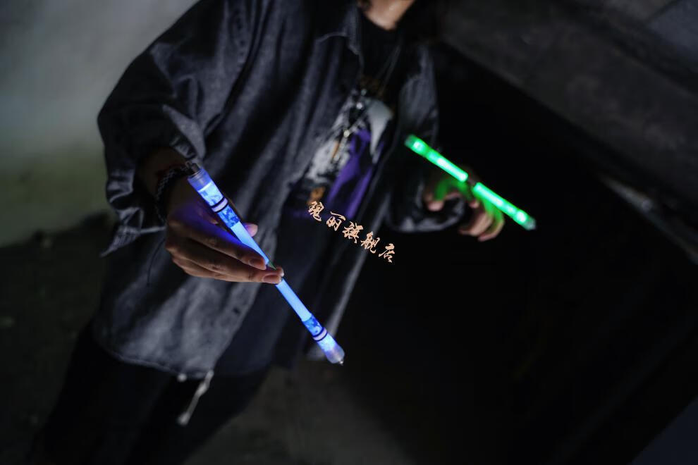 nope先生网红转转笔 2021迷彩元素转笔抗摔发光网红神器初学者创意转