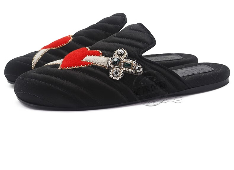 gucci古驰女鞋 爱心水晶剑平底拖鞋472159 knd30 1000代购 黑色 35.