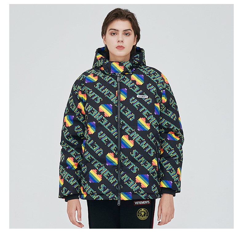 vetements新款情侣款 冬季连帽羽绒服加厚保暖外套 11710004 黑色 s