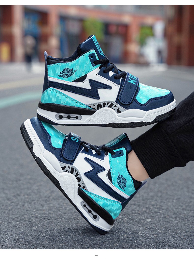 乔丹中国专卖特价捡漏男孩运动鞋秋季新款7皮面防水8中童0岁高帮板鞋