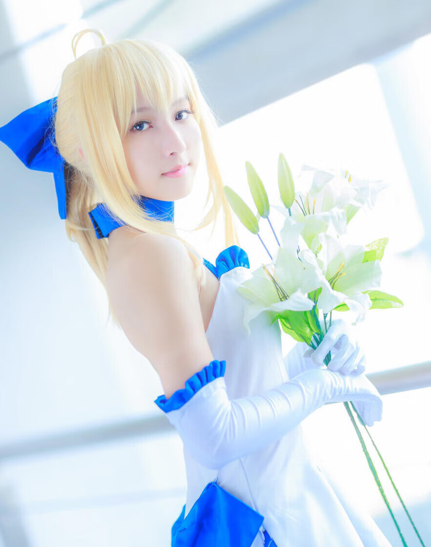 蔓图思fate/zero 型月10周年cosplay saber lily 塞巴莉莉 服装 白袜