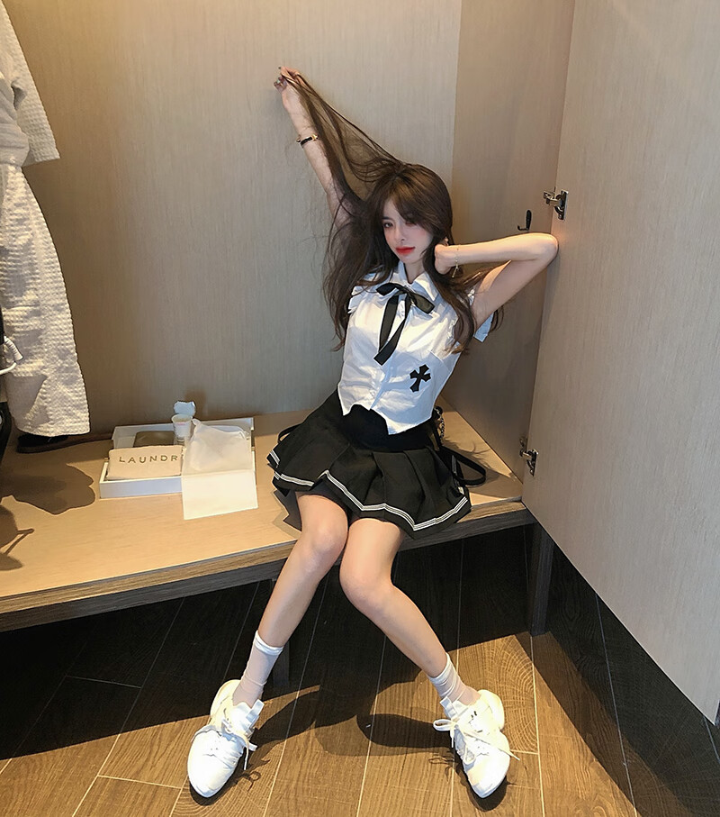 jk制服少女学院风两件套领结白色短款衬衫上衣高腰百褶裙套装女黑色