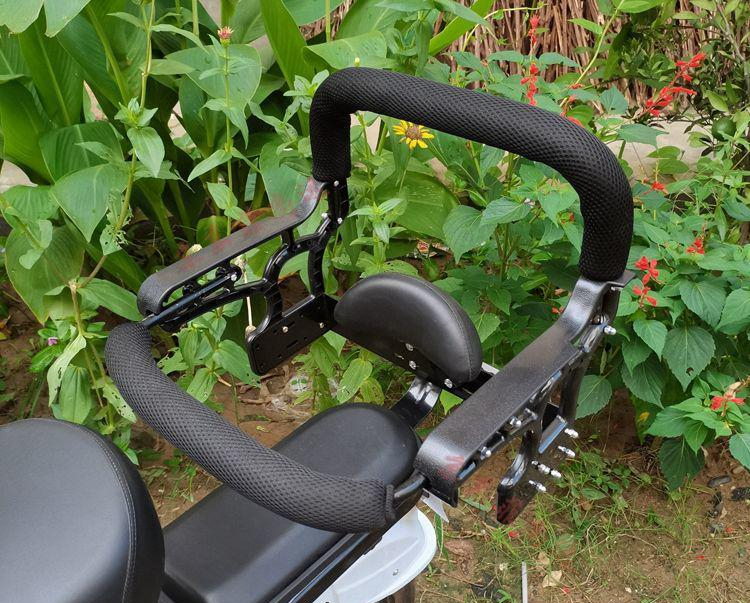 电动电瓶车后置扶手座椅棚宝宝安全围护栏婴幼儿小孩围栏后座坐凳半围