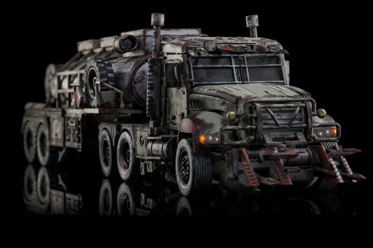 威震天油罐车变形玩具aat01草原mackron战损油罐车威震m天电影3金刚老