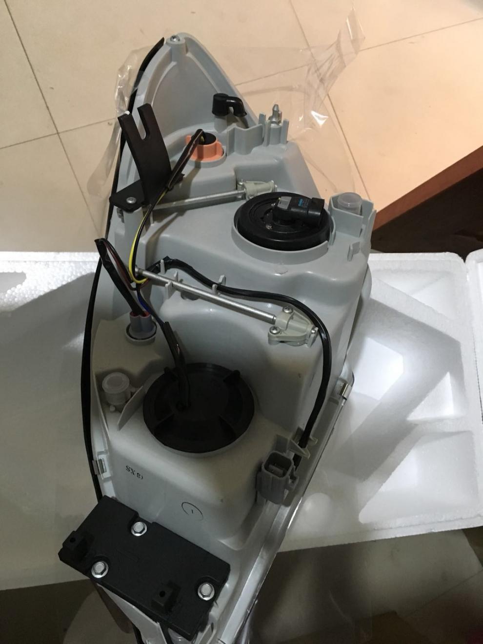 别克老君越大灯总成君越前照灯0508君越前大灯总成品牌大灯左不带灯泡