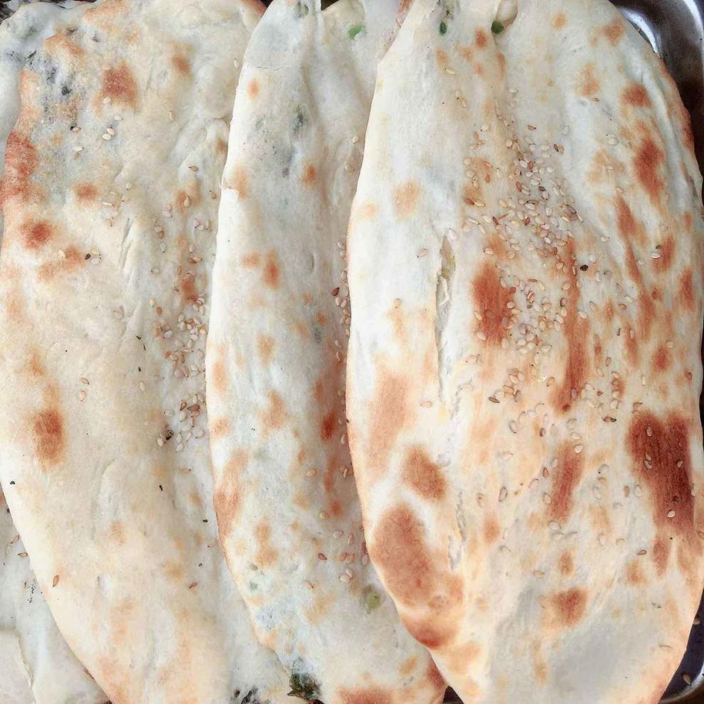 安徽凤阳特产烧饼10个碳烤葱油烧饼10个约一斤半左右 甜味山楂十张饼